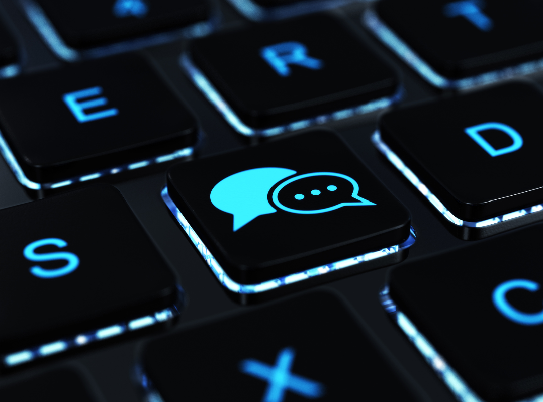 back light keyboard with chat bubbles on a key